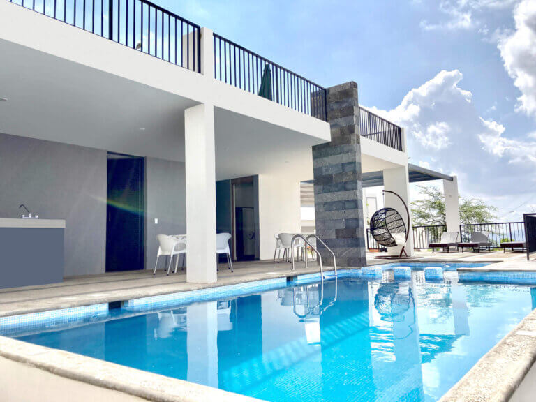 zimalta-casa-club-con-alberca